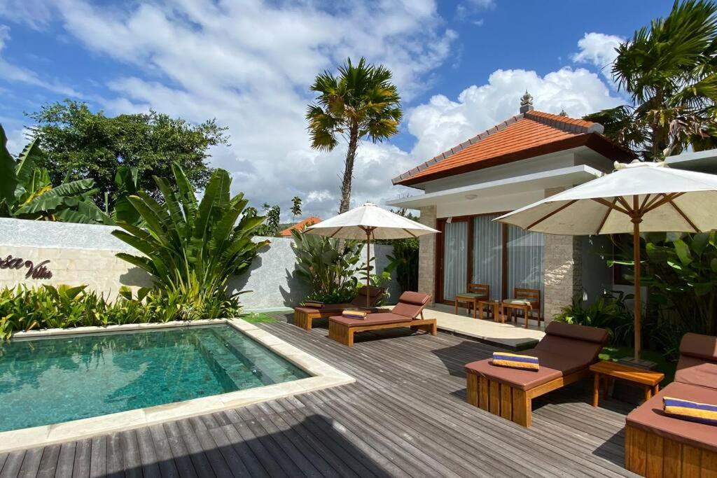 Nau Nusa Villa Batununggul ภายนอก รูปภาพ